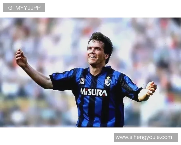 东亚足球十大传奇球星排行榜 深度解析各大足球巨星的辉煌成就